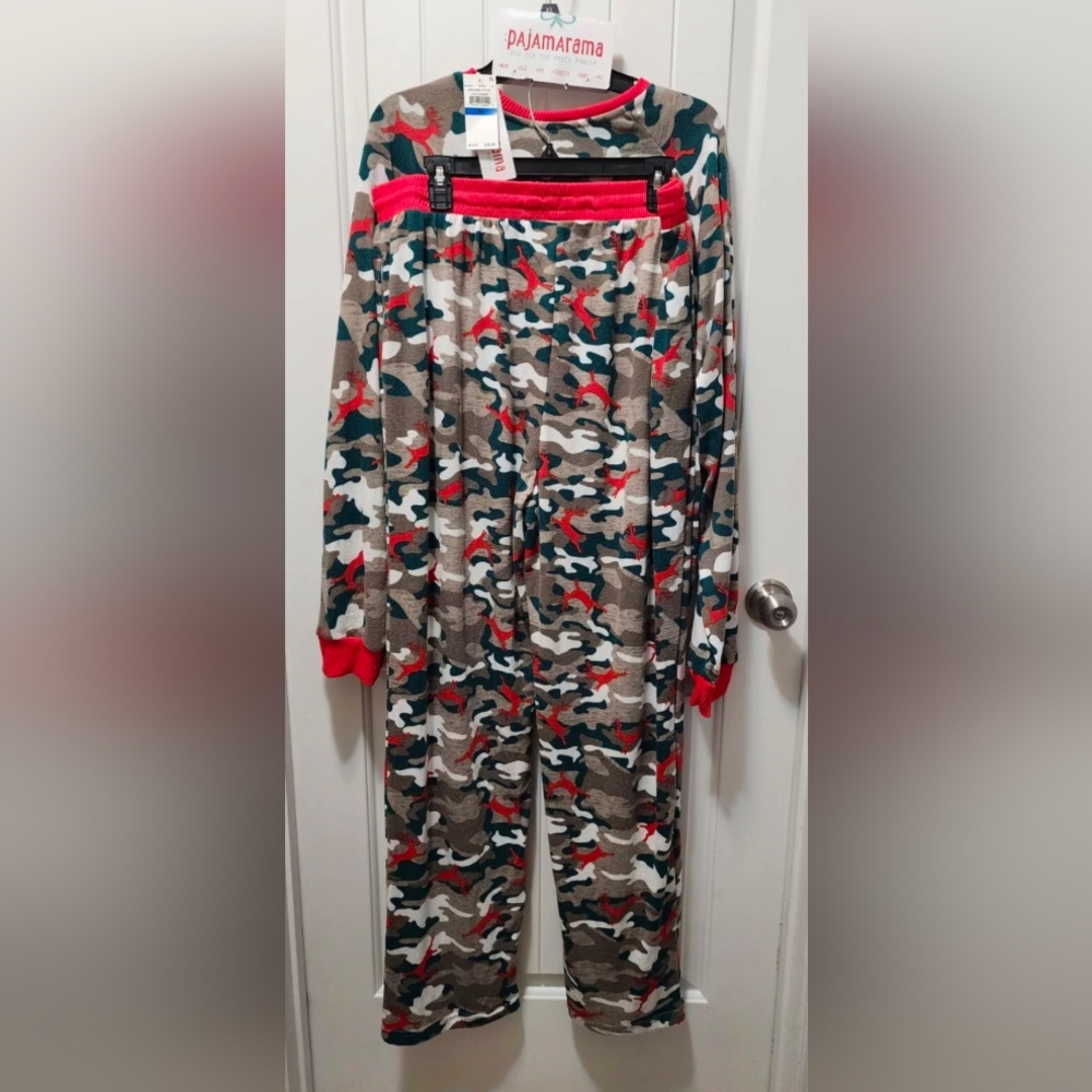 PAJAMARAMA Christmas Camo Family Pajama Set Men's Size M NWT